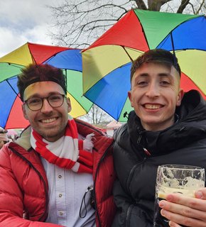 Der Palmator geht noch ein wenig, eure Licketickerer Daniel Pfeifer (links) und Nils Mayer verabschieden sich. Die Hüte sind übrigens für das Foto ausgeliehen. Schade, die wären sehr praktisch gewesen.
